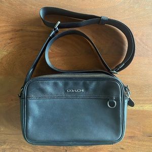 Coach crossover leather bag - like new